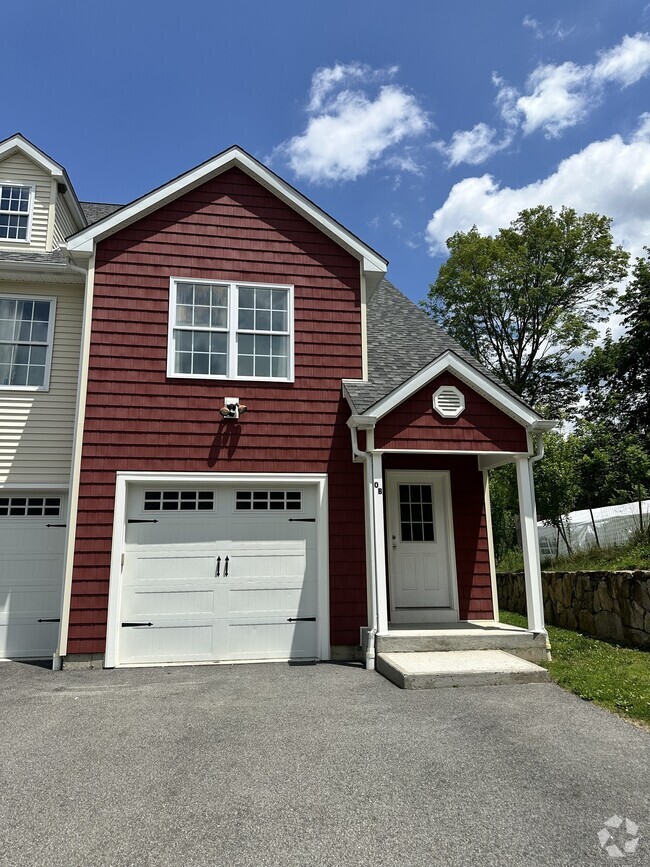 Building Photo - 2A Knollwood Dr Rental