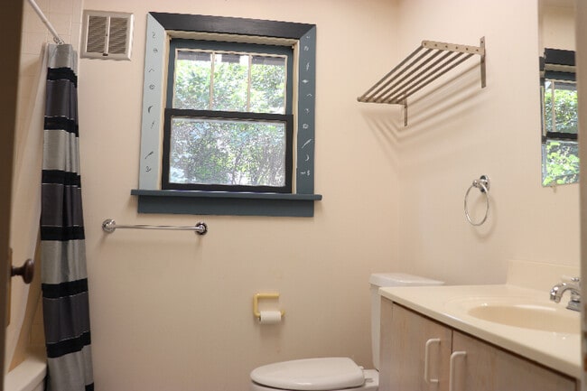 Photo - 809 S 5th Ave