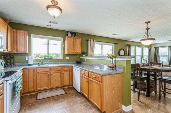 Photo - 3930 Cutler Donahoe Way