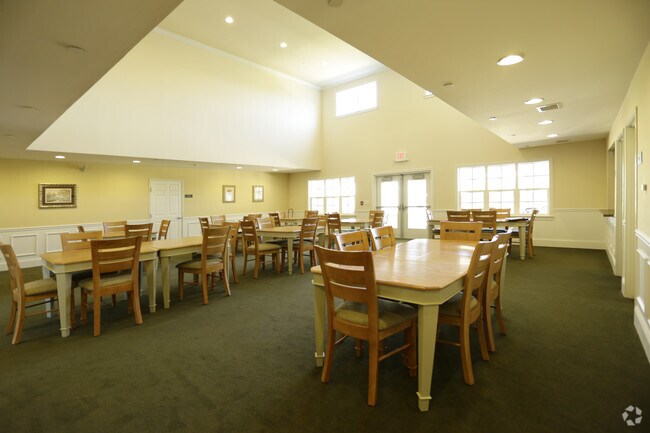 Photo - Centre Meadows - Senior Community