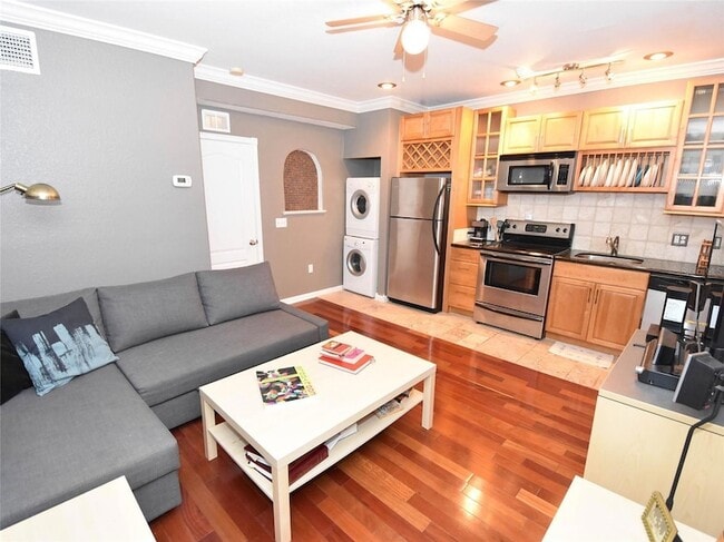 Photo - 201 6th St S Unit 203