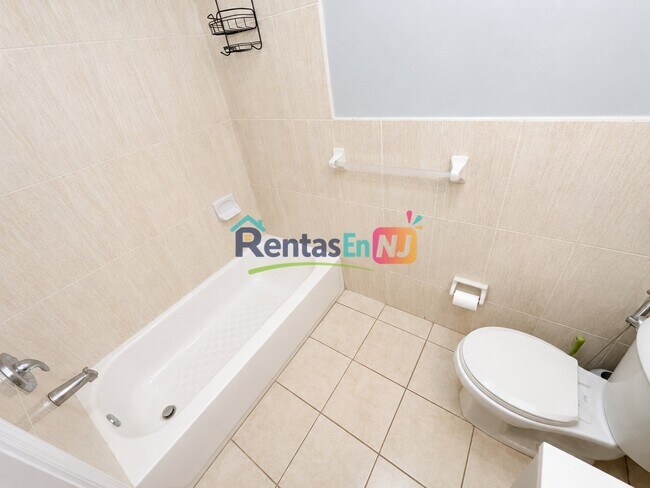 Photo - 180 Ferry St Unit 3B