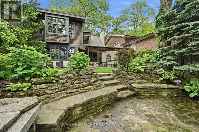 Photo - 31 Glen Oak Dr