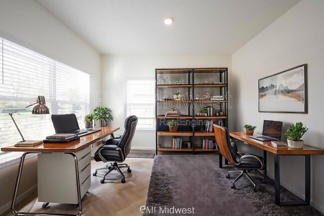 Photo - 1968 Fairmount Dr