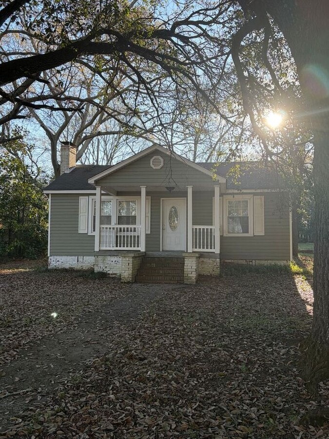 Photo - Prime Pineville Location – Stylish 2-Bedroom Near I-485 & Carolina Place