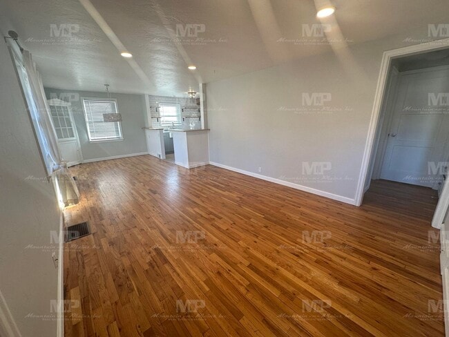 Photo - 607 S Grant Ave