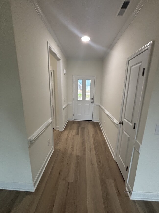 Photo - 127 Godwin Ln