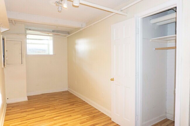Photo - 1777 Commonwealth Ave