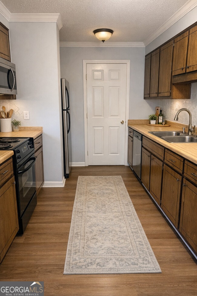 Photo - 137 Tamara Ct