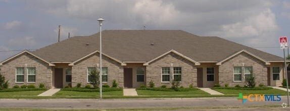 Building Photo - 111 Monterrey Dr Rental