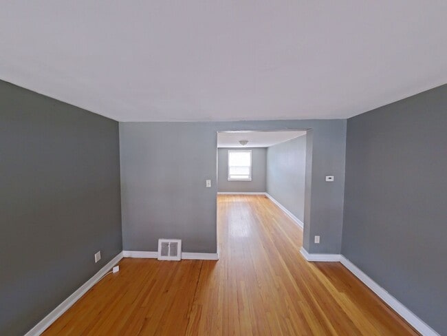 Photo - 3 Bedroom Single Family Home in Harrisburg!