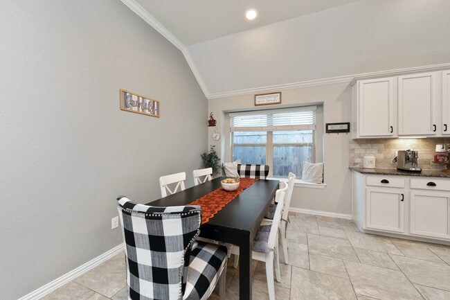 Photo - 4323 Berry Bend Ln