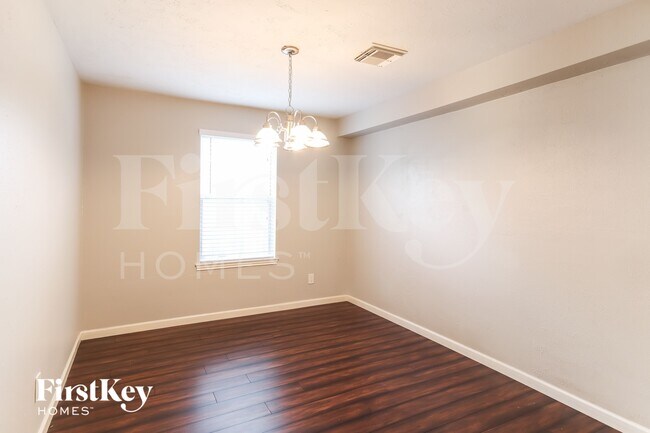 Photo - 21407 Park Downe Ln