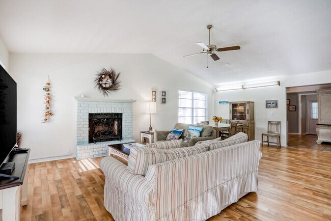 Photo - 314 24th St W Unidad SI ID1591427P