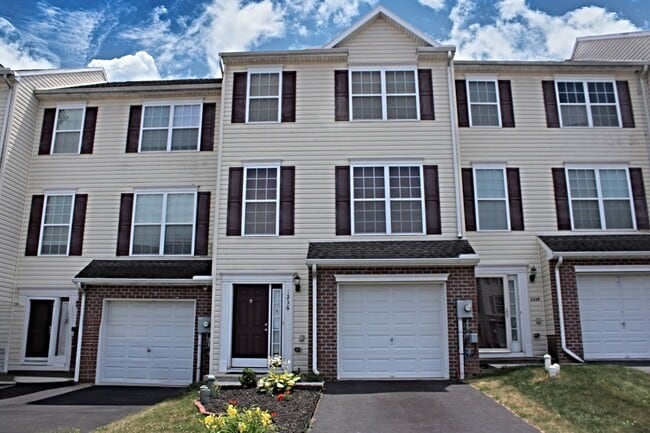 Building Photo - 1236 Ledge Dr