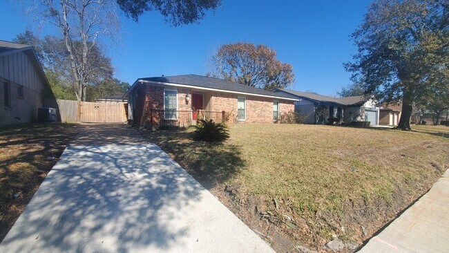 Photo - 15414 W Hampton Cir