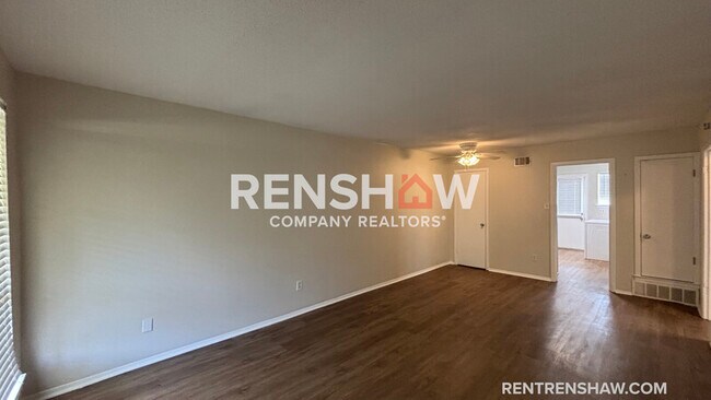 Photo - 2940 Ruskin Rd