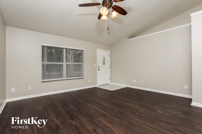 Photo - 2007 Juniper Dr