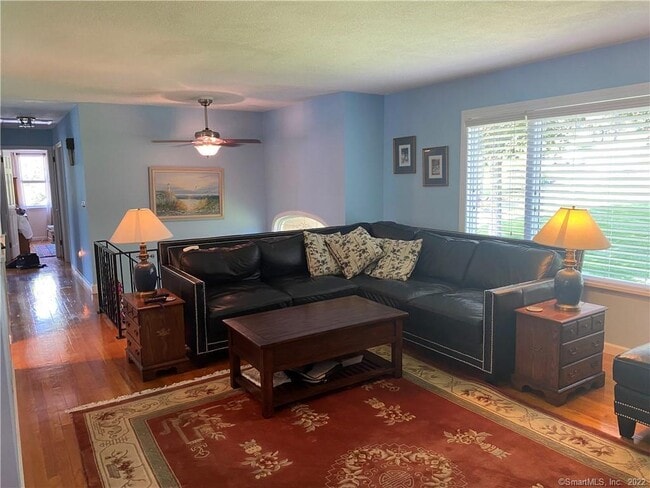 Photo - 17 Pinewood Shores