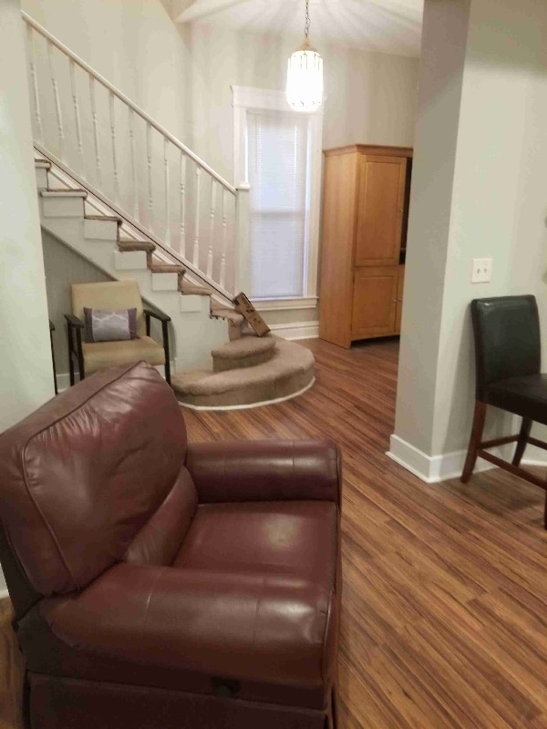 Photo - 3311 E 19th St