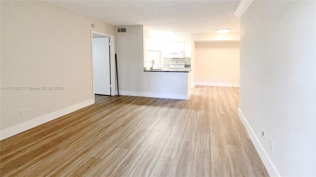 Photo - 10433 NW 7th St Condominio Unidad 101