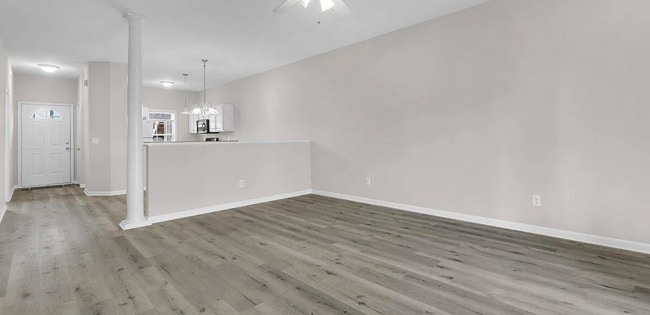 Photo - 4629 McClelland Dr