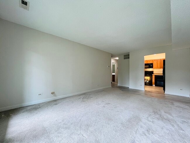 Photo - 520 Biesterfield Rd Unit 117