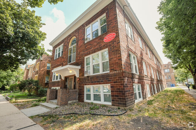 Building Photo - Girard Apartments