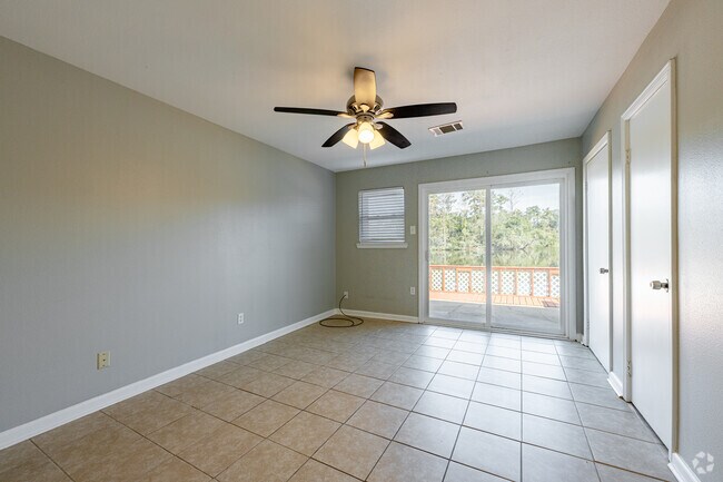 1BR, 1BA - 550 SF - Bedroom
