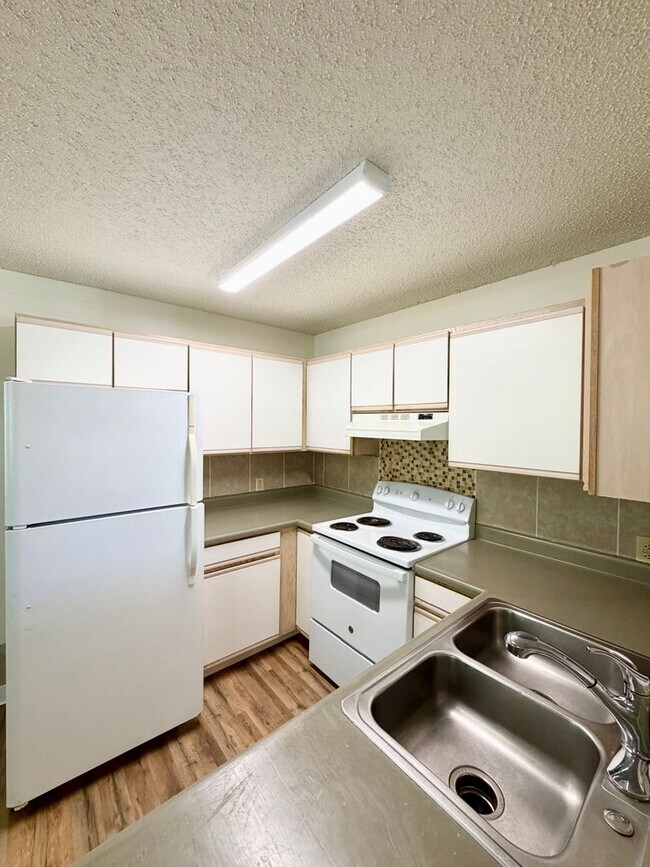 1428-1434 Anita St.