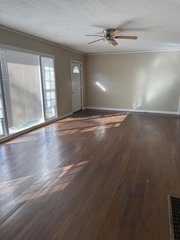 Photo - 4170 Plaza St