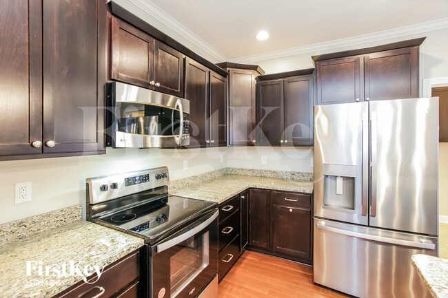 Photo - 5928 Aldridge Dr