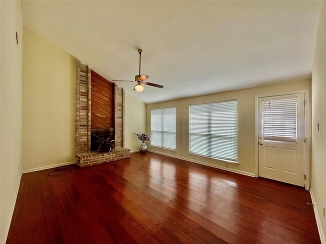 Photo - 3038 Sam Houston Dr
