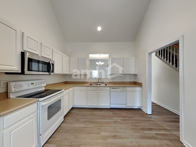 Photo - 2314 Lexington Ave