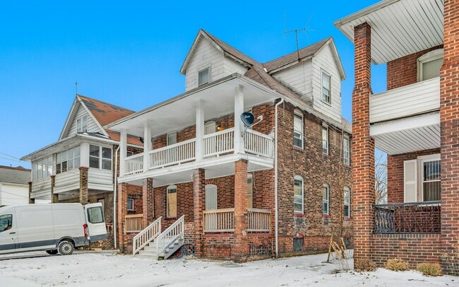 Building Photo - 15322 Yorick Ave Rental