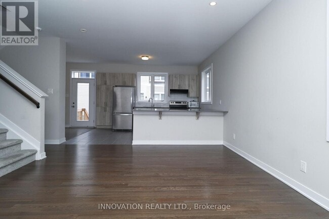 Photo - 254 Surface Ln