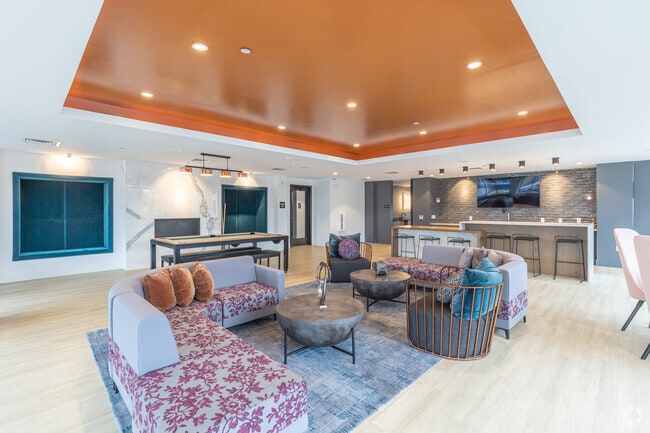 Resident Lounge - The Concord