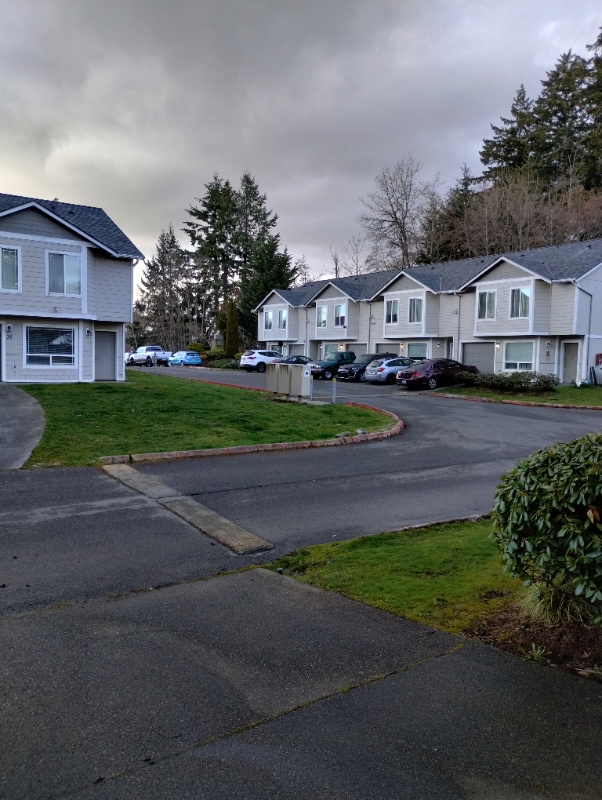 1210 110th St E Townhome Townhome Rental in WA