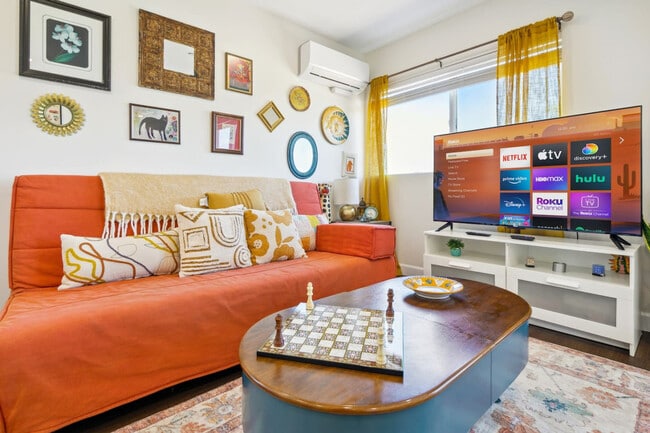 Photo - 721 E 22nd St Unidad ID1283117P