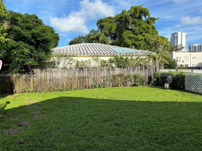 Photo - 1929 Fillmore St Unit 2