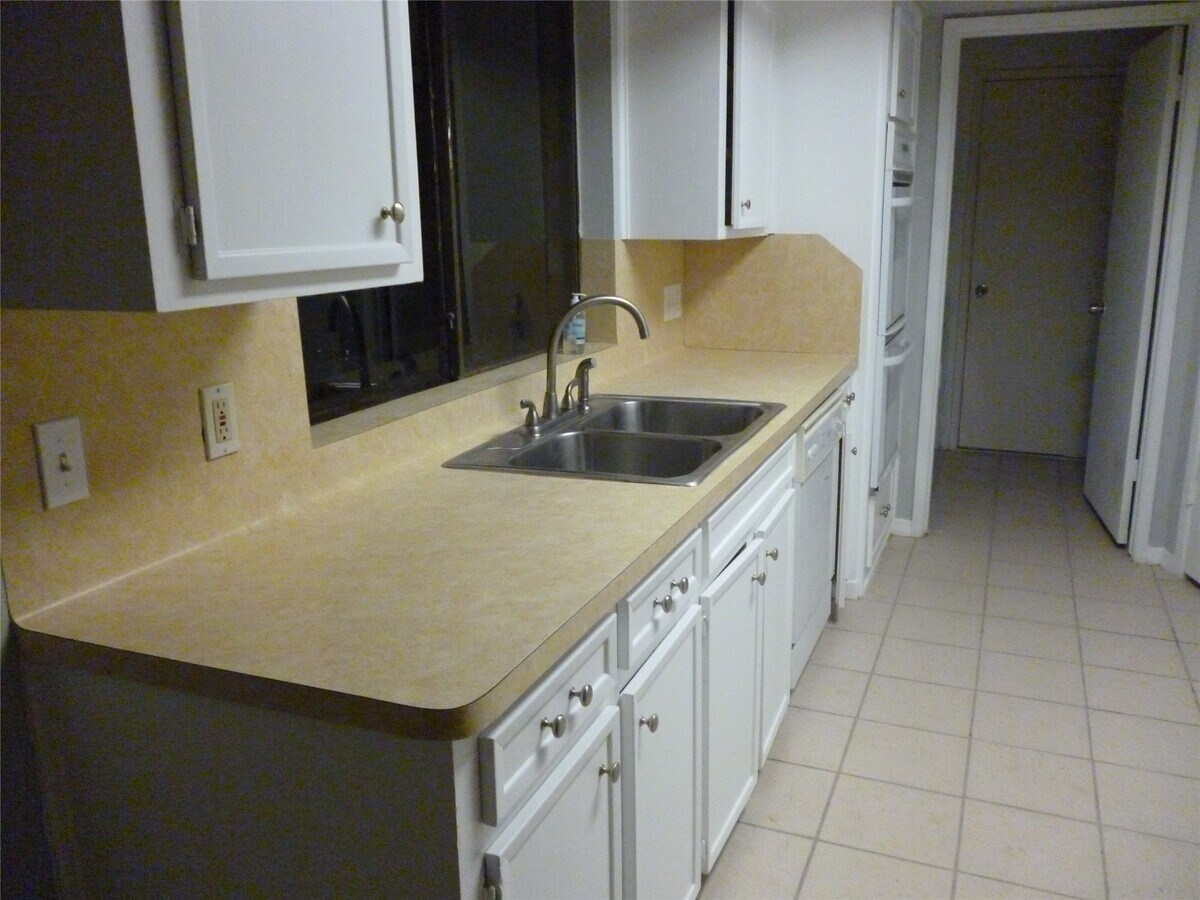 Photo - 2822 Mesquite Dr