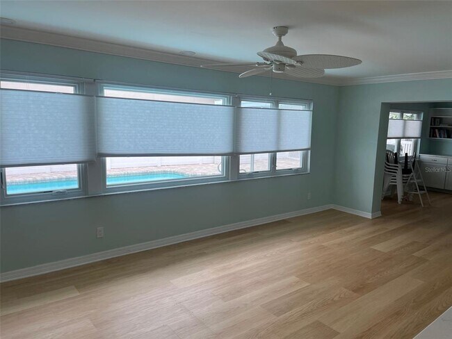 Photo - 601 64th Ave