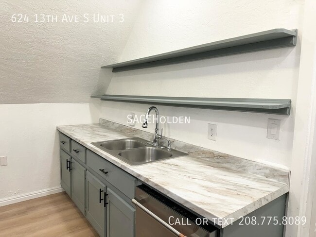Photo - 624 13th Ave S Apartment Unit 3