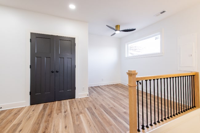 Photo - 530-532 E Burnett Ave Unit 530