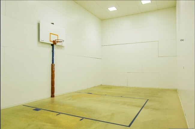 Photo - 211 E Ohio St Unit 922