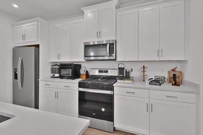 Photo - 12736 SW Eleanor Dr