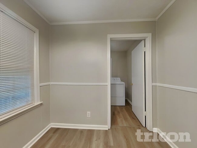 Photo - 5555 Richland Dr