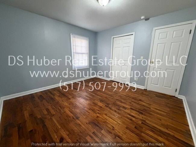 Photo - 2823 Hillcrest St