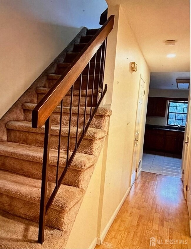 Photo - 2802 Deerfield Dr