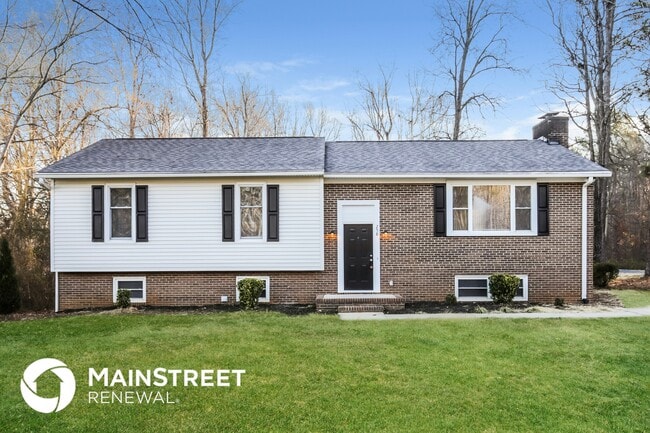 Building Photo - 258 Shallowbrook Dr